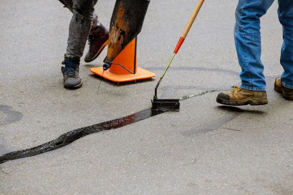 Cost of Parking Lot Crack Sealing in Casa Grande